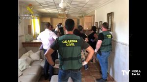 La Guardia Civil detiene a dos hombres por el homicidio de una mujer británica en Granja de Rocamora