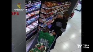 Detenido por robar productos gourmet en supermercados de la provincia: uno de ellos, en Benijofár