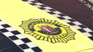 La Policía Local de Catral detiene a un hombre acusado de amenazar a una joven con un cuchillo cuando intentaba robarle sus pertenencias